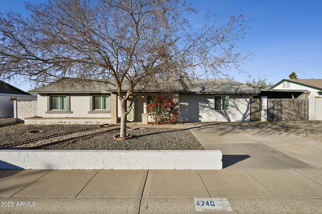 4740 W Aster Dr in Glendale, AZ - Building Photo