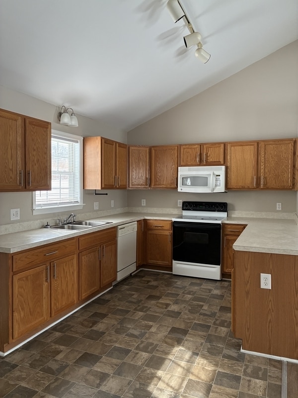 231 Summerpine Pl in Kannapolis, NC - Foto de edificio - Building Photo