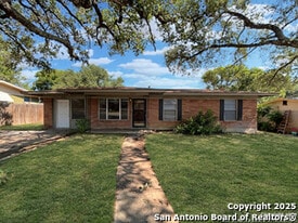 4543 Cambray Dr in San Antonio, TX - Building Photo