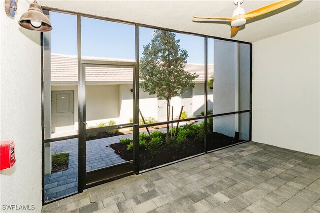 property at 5467 Double Eagle Cir