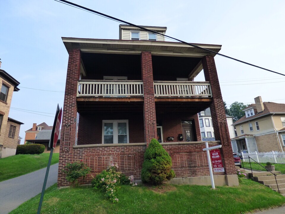 12 Vancouver Ave in Pittsburgh, PA - Foto de edificio