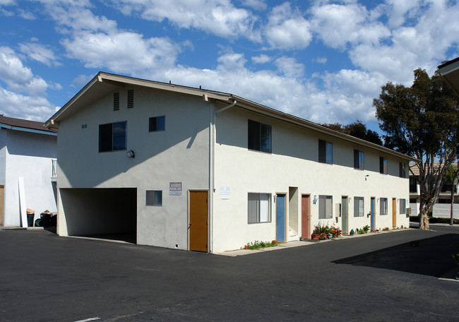 257 Mathilda Dr in Goleta, CA - Building Photo - Building Photo