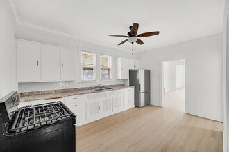 1211 Euclid Ave in Whiting, IN - Building Photo - Building Photo