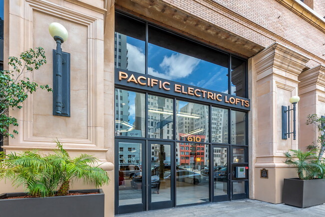 Pacific Electric Lofts in Los Angeles, CA - Building Photo - Building Photo