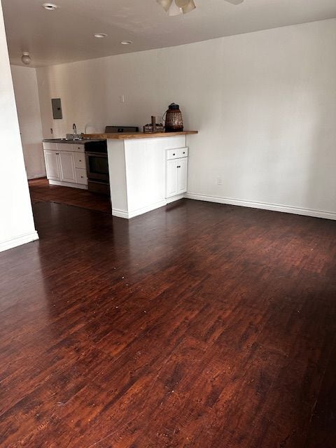 22028 Covello St in Los Angeles, CA - Building Photo - Building Photo