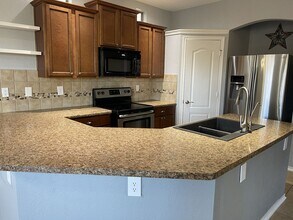 1207 Nicholas Manor in San Antonio, TX - Building Photo - Building Photo