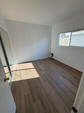 219 El Porto St, Unit 219 in Manhattan Beach, CA - Building Photo - Building Photo
