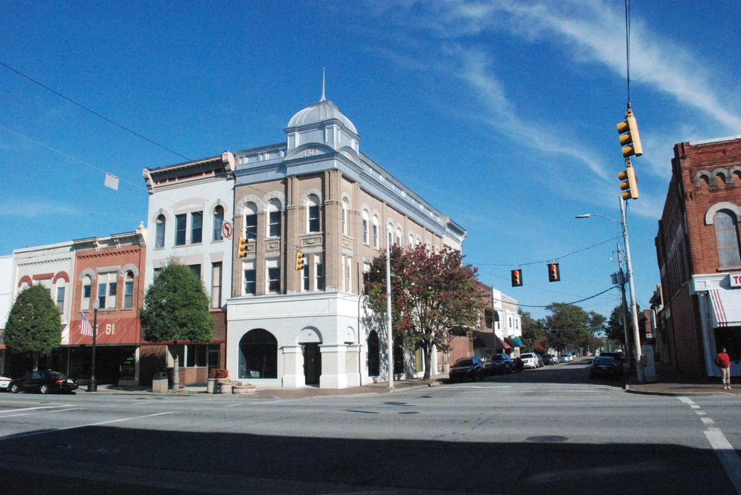 201 N Queen St, Unit 3B in Kinston, NC - Building Photo