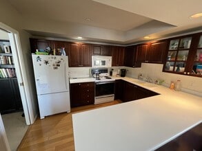 550 Blue Girl Way in Nanaimo, BC - Building Photo - Building Photo