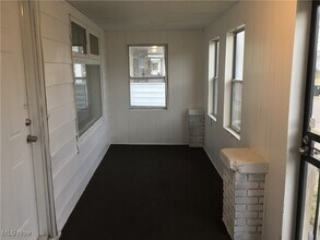 13413 Durkee Ave in Cleveland, OH - Building Photo - Building Photo