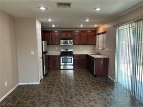 4908 Hostetler Ave in Las Vegas, NV - Building Photo - Building Photo