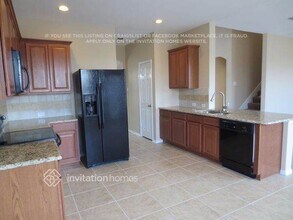 720 W Bend Blvd in Burleson, TX - Building Photo - Building Photo