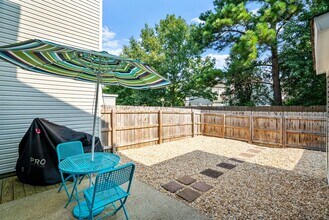 2892 Saville Garden Way in Virginia Beach, VA - Building Photo - Building Photo