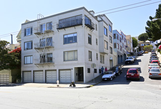 250 Castro St in San Francisco, CA - Foto de edificio - Building Photo