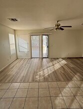 10810 W Edgemont Ave in Avondale, AZ - Foto de edificio - Building Photo