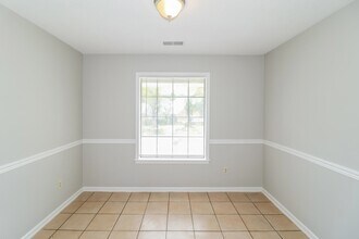 4022 Castile St in Memphis, TN - Building Photo - Building Photo