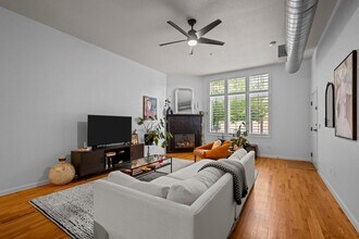 7525 E 1st Pl in Denver, CO - Building Photo - Building Photo