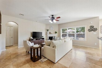 2500 White Stallion Way in Leander, TX - Building Photo - Building Photo