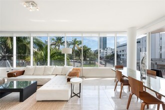 2100 Park Ave in Miami Beach, FL - Building Photo - Building Photo