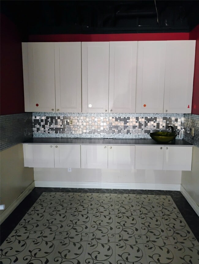 property at 9788 Clarewood Dr