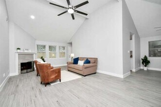 5215 Rivertree Ln in Spring, TX - Building Photo - Building Photo