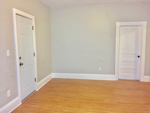 115 1/2 Eastern Ave in Worcester, MA - Building Photo - Building Photo