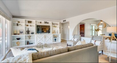 2217 S Oak Park Dr in Tucson, AZ - Building Photo - Building Photo