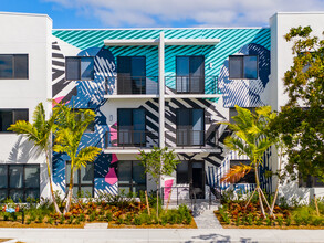 Mercer Park in West Palm Beach, FL - Building Photo - Building Photo