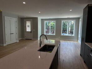 4243 N Damen Ave in Chicago, IL - Building Photo - Building Photo