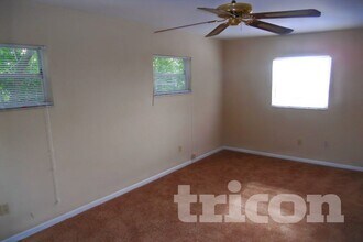 2713 Greenfield Ave in Orlando, FL - Building Photo - Building Photo