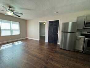 1715 NW Lindy Ave in Lawton, OK - Building Photo - Building Photo