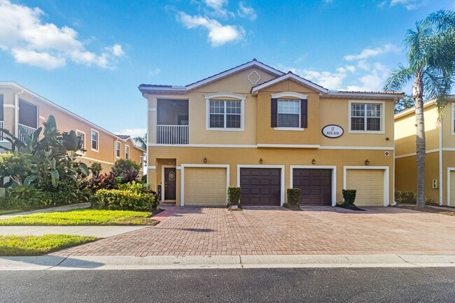 8086 Moonstone Dr in Sarasota, FL - Building Photo - Building Photo
