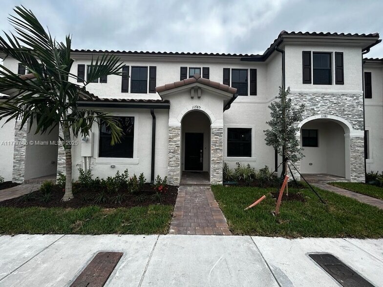 11785 SW 245 Ter, Unit Listing Unit #2 (1 bed) in Homestead, FL - Building Photo