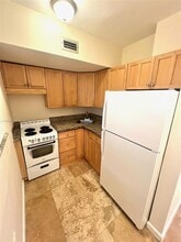 7626 NE 6th Ct in Miami, FL - Foto de edificio - Building Photo