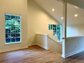 15917 67th Ln NE in Kenmore, WA - Building Photo - Building Photo