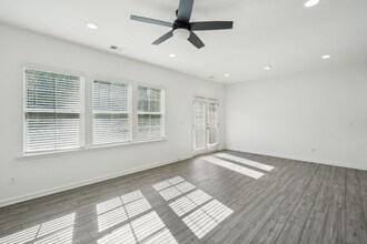 2946 Stockholm Wy in Suwanee, GA - Building Photo - Building Photo