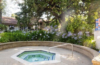778 N Valley Dr in Westlake Village, CA - Building Photo - Building Photo