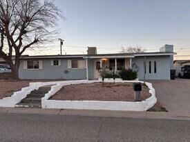 2030 Club Ave in Kingman, AZ - Building Photo