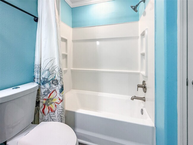 property at 9520 Seawall Blvd