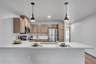 Park Ridge Cottages in Lomira, WI - Building Photo