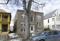 2526 Garfield Ave in Minneapolis, MN - Foto de edificio - Building Photo