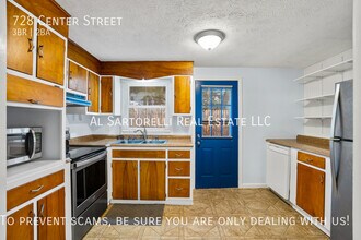 728 Center St in Asheville, NC - Building Photo - Building Photo