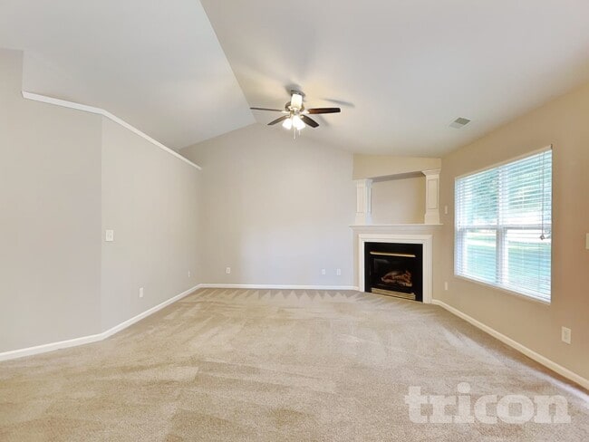 142 Jacobs Woods Cir in Troutman, NC - Foto de edificio - Building Photo