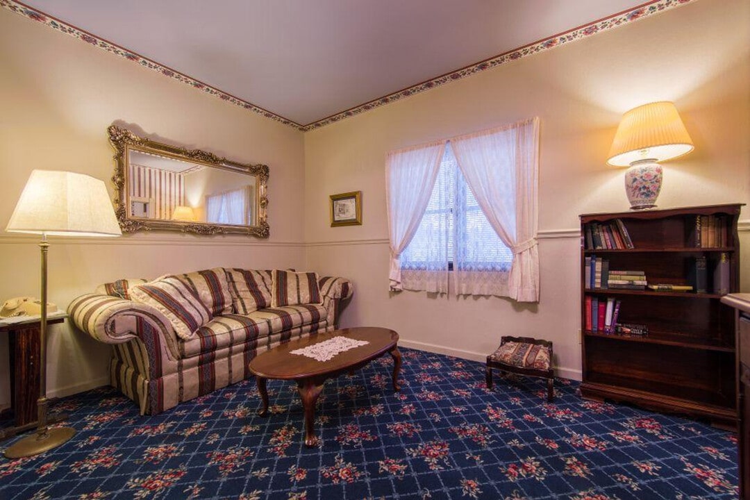 300 Main St in Placerville, CA - Building Photo