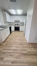 2035 S Elm St in Tempe, AZ - Building Photo - Building Photo