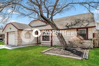 3123 Smoke Creek in San Antonio, TX - Building Photo - Building Photo