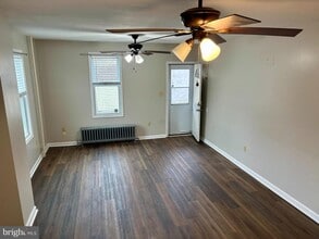 3 Grape St in West Reading, PA - Building Photo - Building Photo