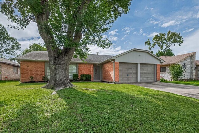 17114 Quail Glen Dr in Missouri City, TX - Building Photo - Building Photo