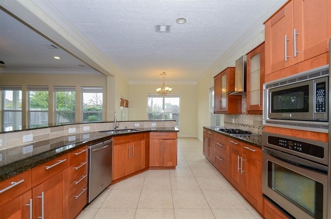 1493 Silverado Dr