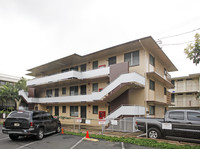 1523 Halekula Way in Honolulu, HI - Foto de edificio - Building Photo